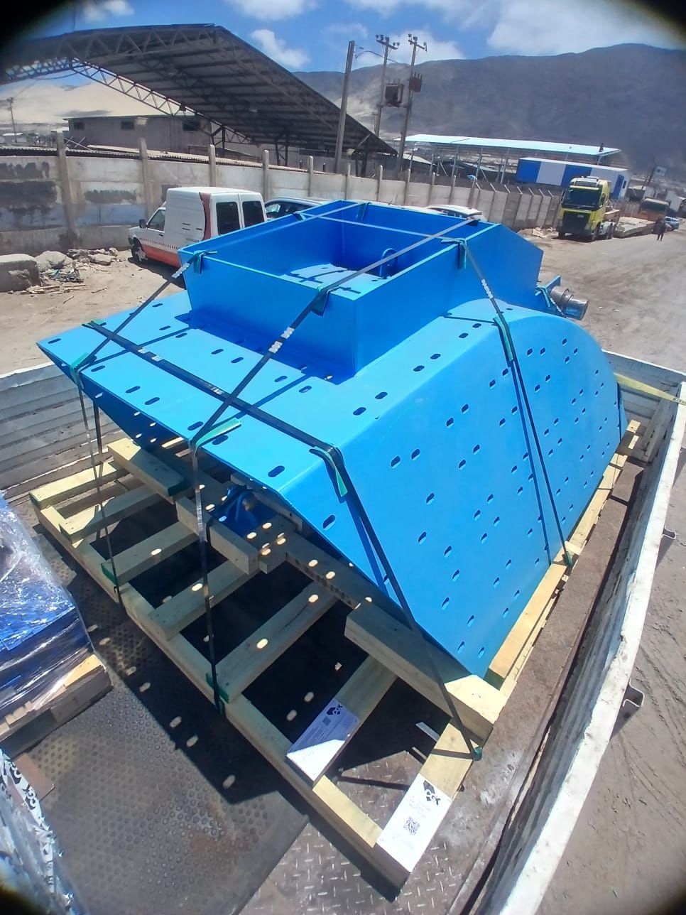 e2d512cf-e8ae-4777-91f5-84b82489b6ee